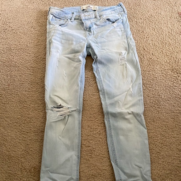 Hollister super skinny jeans - Picture 3 of 4